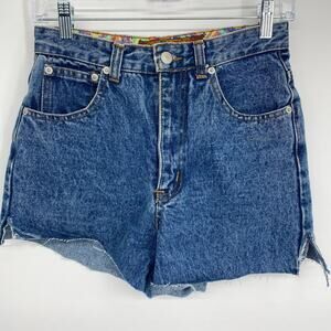 Vintage Jordache Shorts Women's 7/8 Denim Cutoff Aztec Lining 90's Retro
